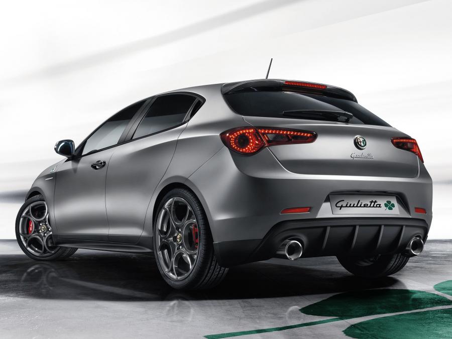  Alfa Romeo Giulietta Quadrifoglio Verde Launch Edition (940) 2014 года  (фото 10 из 17)